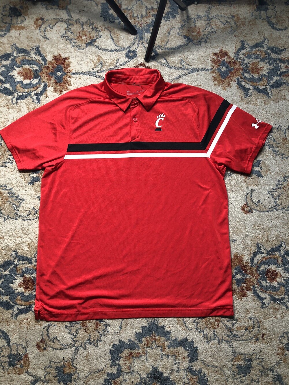 Cincinnati Bearcats Shirt Mens XL Red Striped Under Armour HeatGear Golf Polo